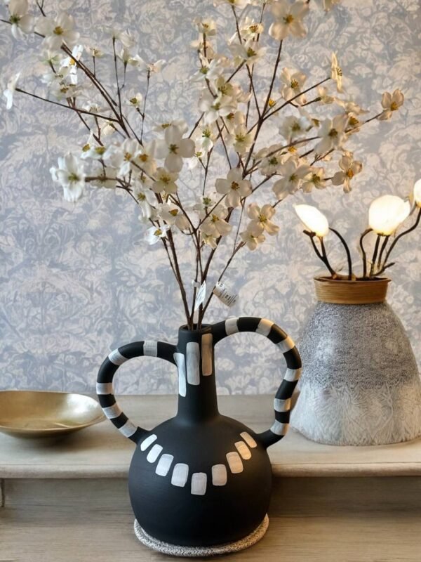 Creative ceramic vase Black and white wave dot spots abstract irregular ceramic crafts handle Flower vase Home Decoration