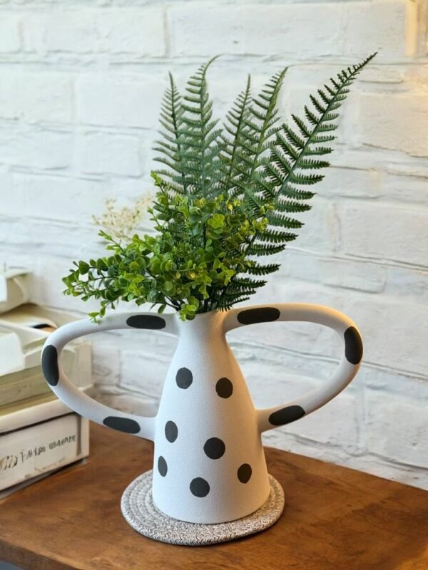 Creative ceramic vase Black and white wave dot spots abstract irregular ceramic crafts handle Flower vase Home Decoration